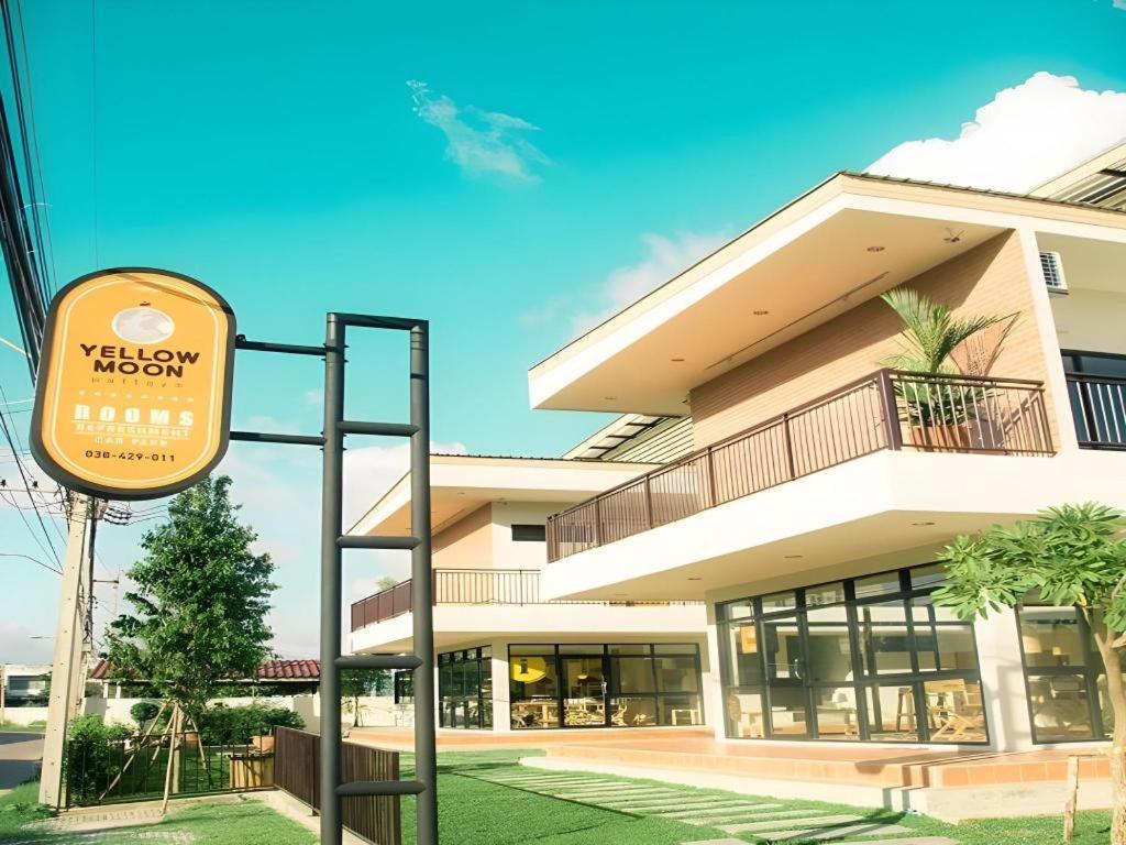 Yellow Moon Hotel Pattaya Exteriér fotografie
